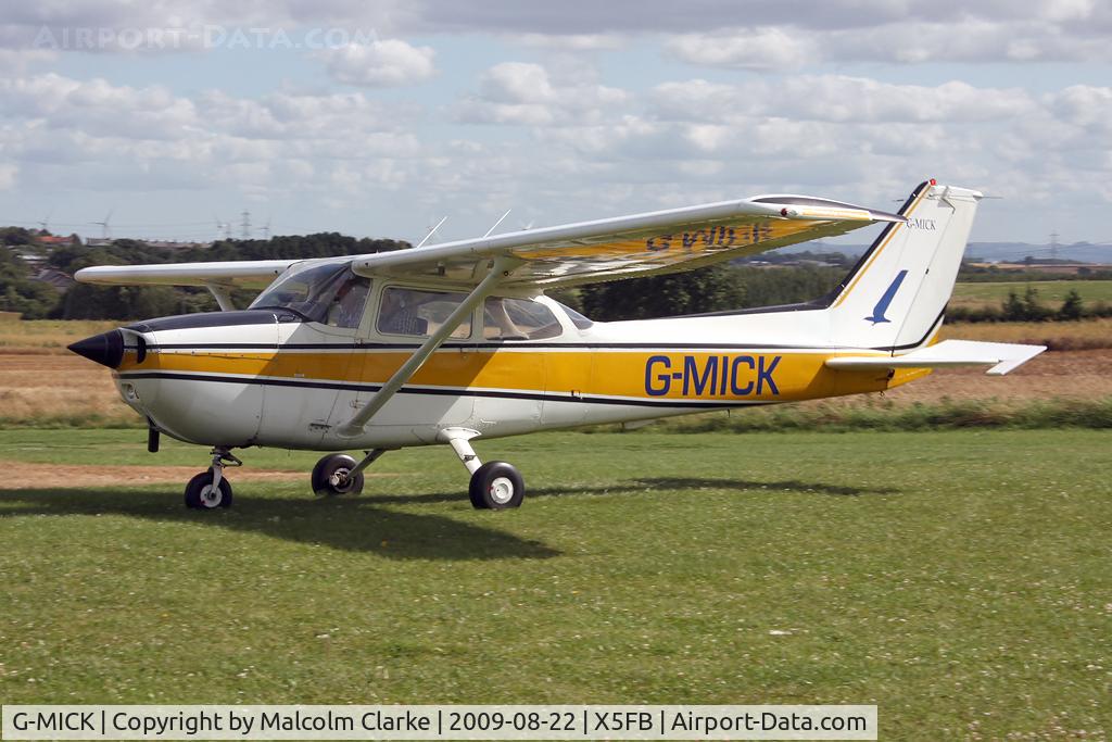 G-MICK, 1977 Reims F172N Skyhawk C/N 1592, Reims F172N, Fishburn Airfield, August 2009.