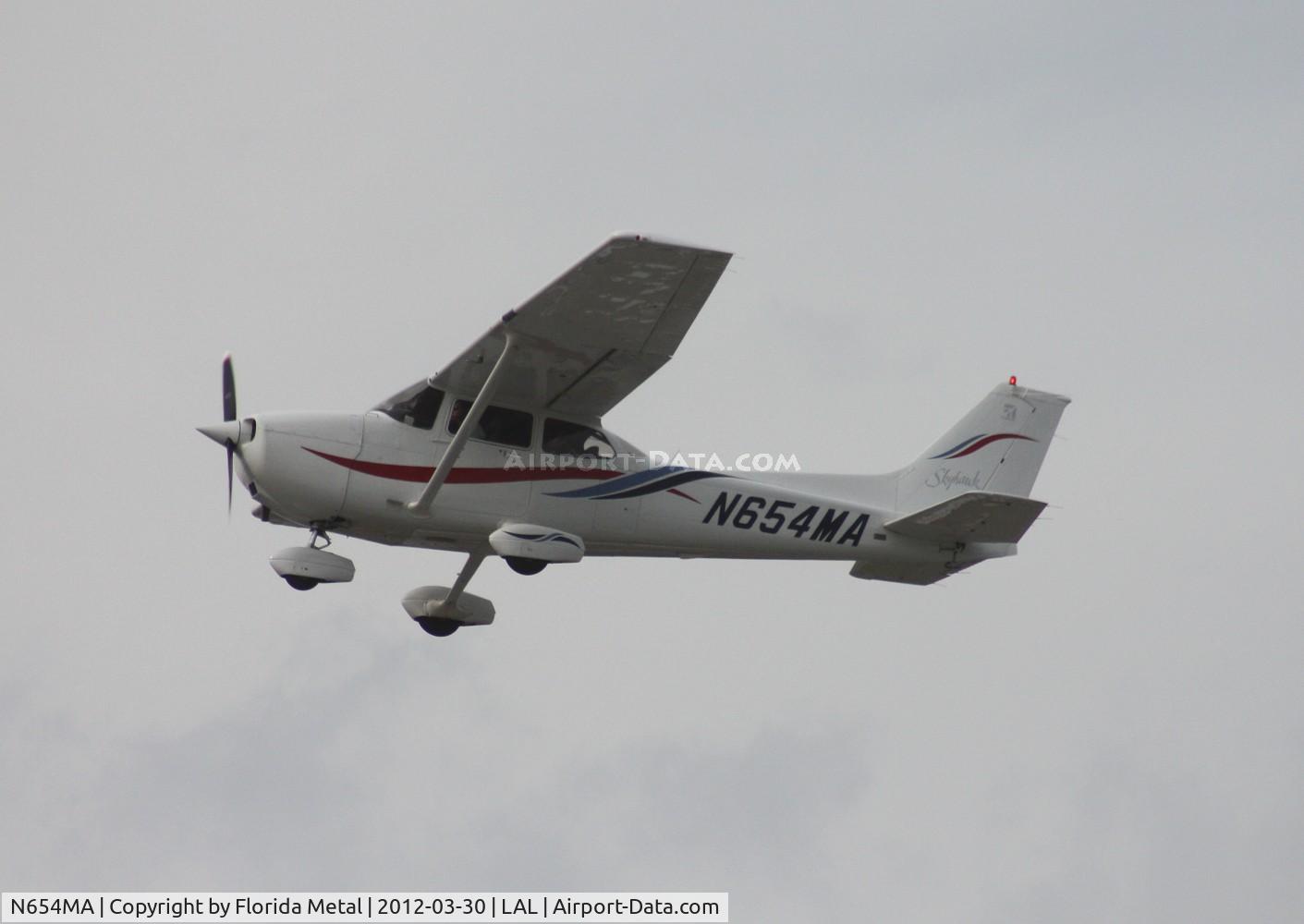 N654MA, 2000 Cessna 172R C/N 17280939, Cessna 172R