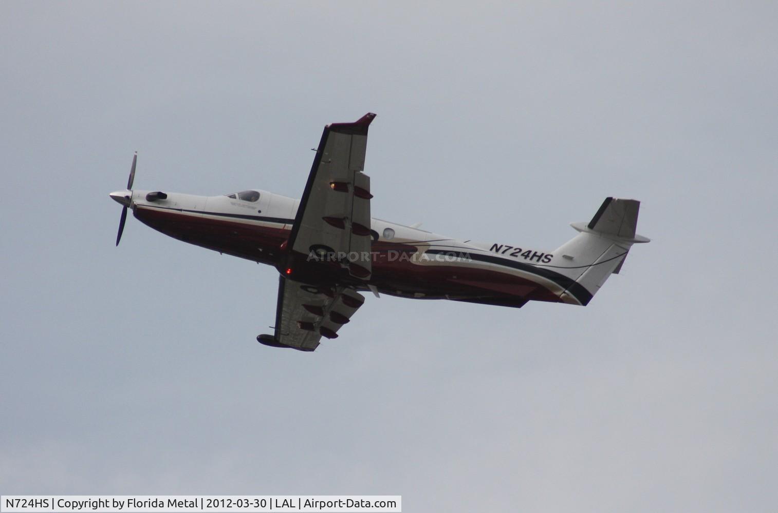 N724HS, 2004 Pilatus PC-12/45 C/N 564, PC-12