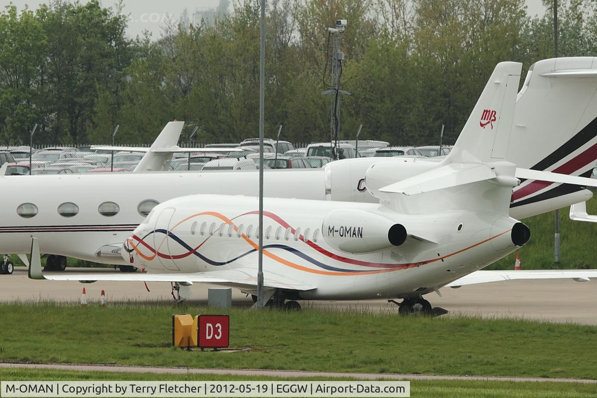 M-OMAN, 2011 Dassault Falcon 7X C/N 138, 2011 Dassault Falcon 7X, c/n: 138 at Luton