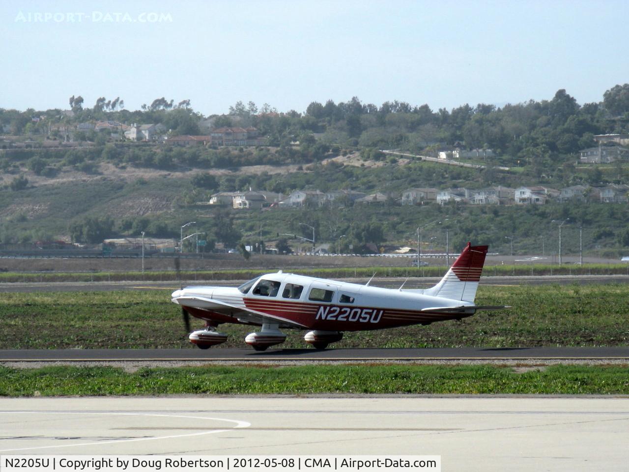 N2205U, 1979 Piper PA-32-300 Cherokee Six C/N 32-7940064, 1979 Piper PA-32-300 CHEROKEE SIX, Lycoming IO-540-K1A5 300 Hp, taxi to Rwy 26