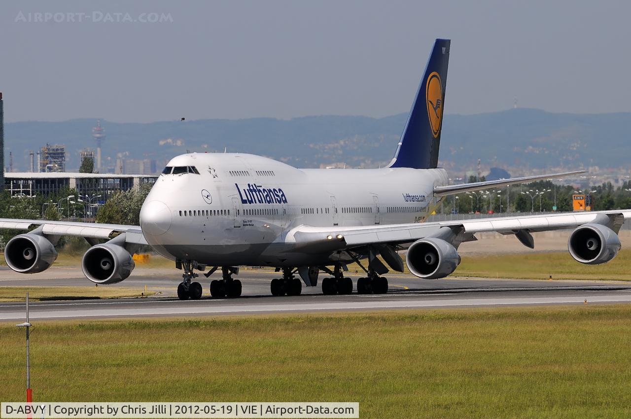 D-ABVY, 2000 Boeing 747-430 C/N 29869, Lufthansa