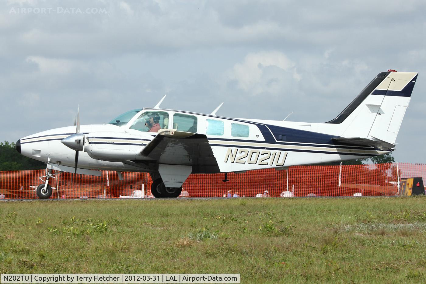 N2021U, 1978 Beech 58 Baron C/N TH-957, At 2012 Sun n Fun