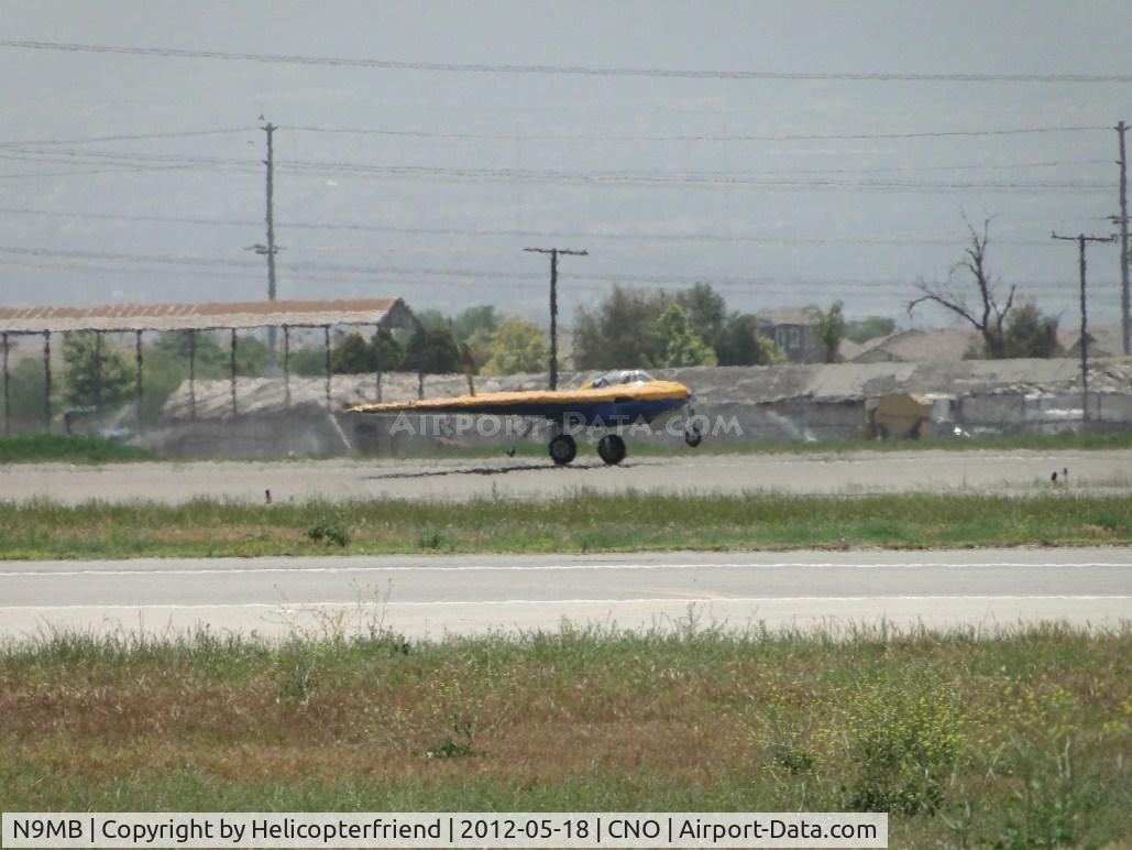 N9MB, 1945 Northrop N9M C/N 04, Nose wheel coming up