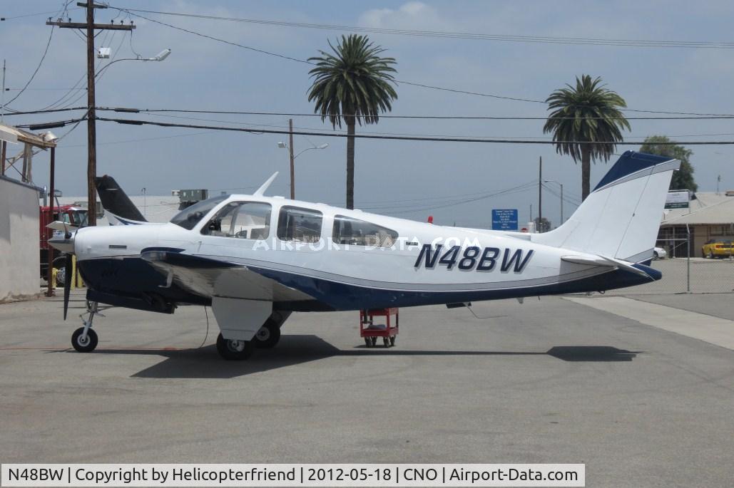 N48BW, 1975 Beech F33A Bonanza C/N CE-582, Being worked on