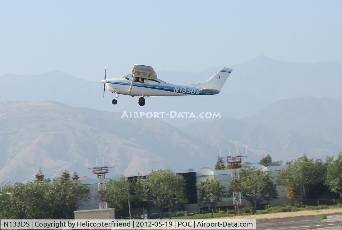 N133DS, 1965 Cessna 182J Skylane C/N 18256837, Early lift off and climbing out westbound