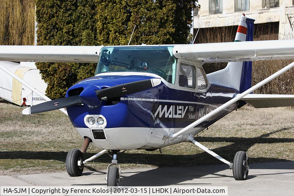 HA-SJM, Cessna 172M C/N 17261908, Dunakeszi