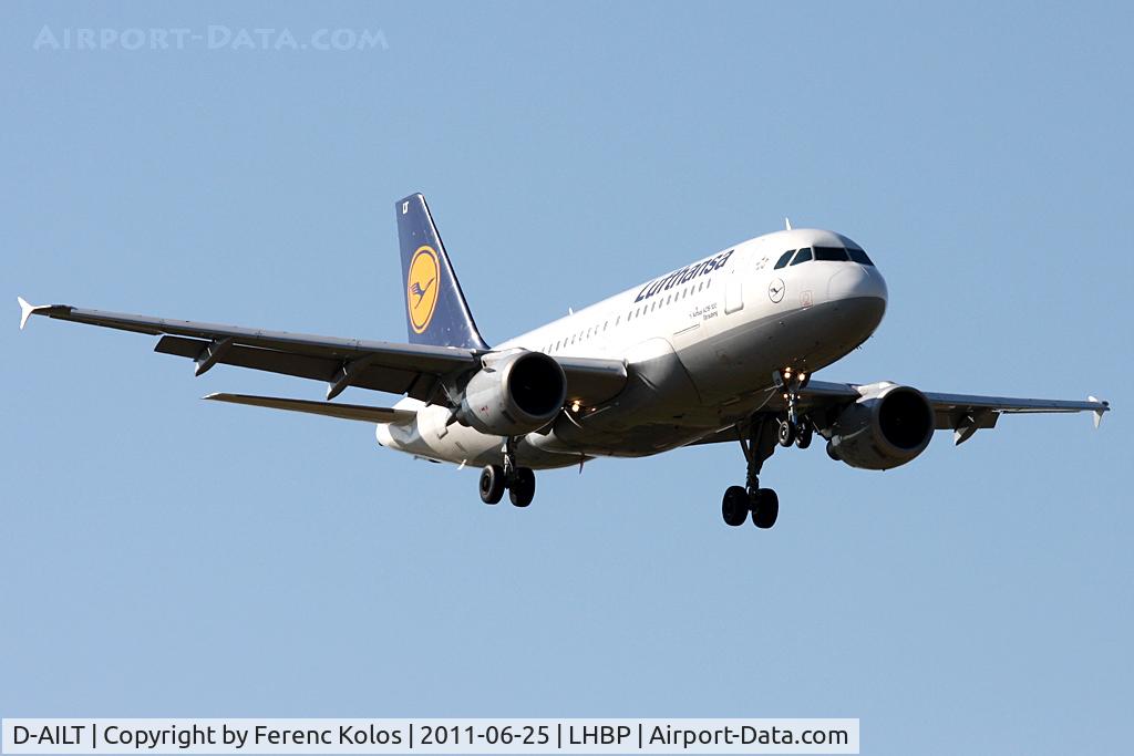 D-AILT, 1997 Airbus A319-114 C/N 738, Ferihegy