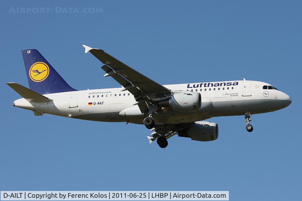 D-AILT, 1997 Airbus A319-114 C/N 738, Ferihegy