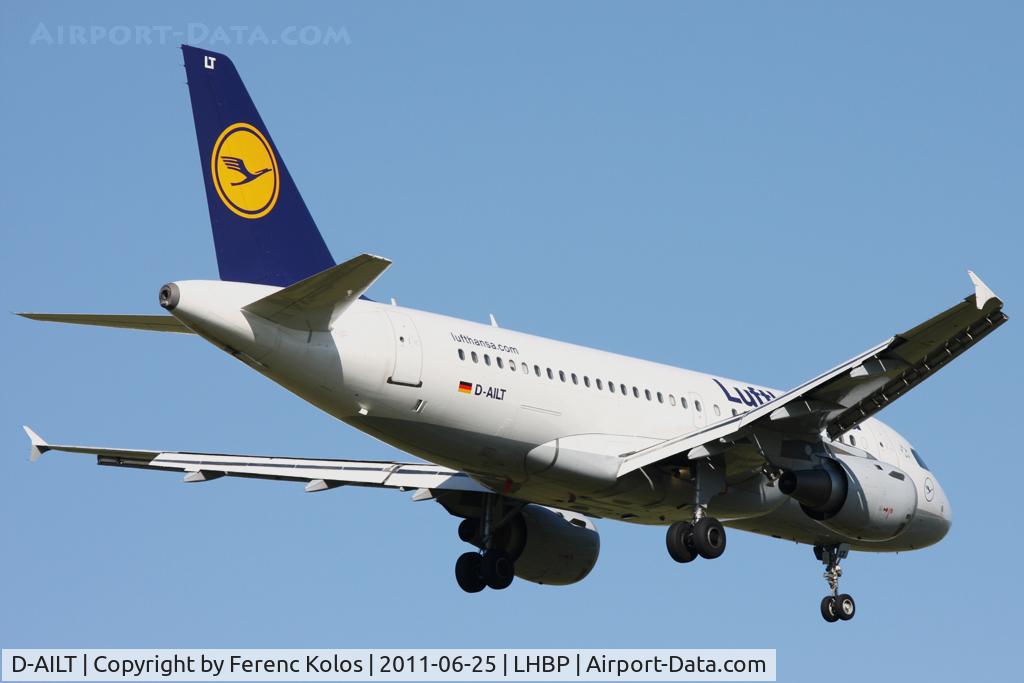 D-AILT, 1997 Airbus A319-114 C/N 738, Ferihegy