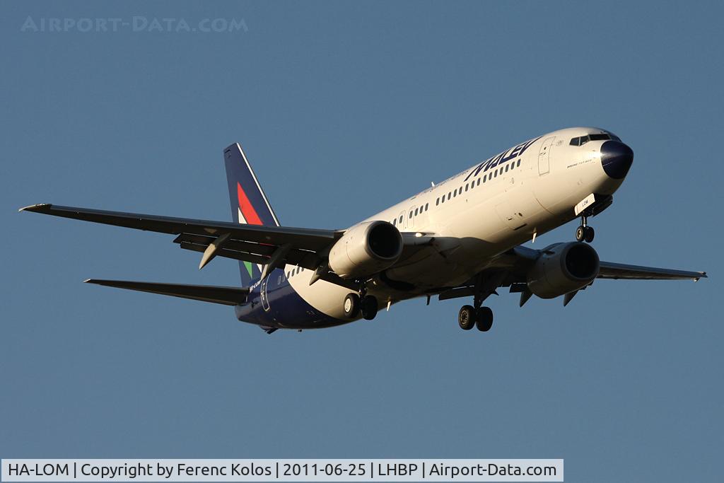 HA-LOM, 2004 Boeing 737-8Q8 C/N 30672, Ferihegy