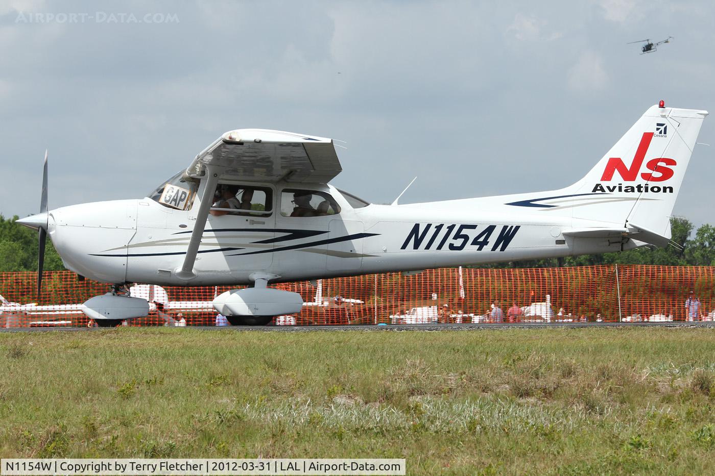 N1154W, 2007 Cessna 172S C/N 172S10608, At 2012 Sun N Fun