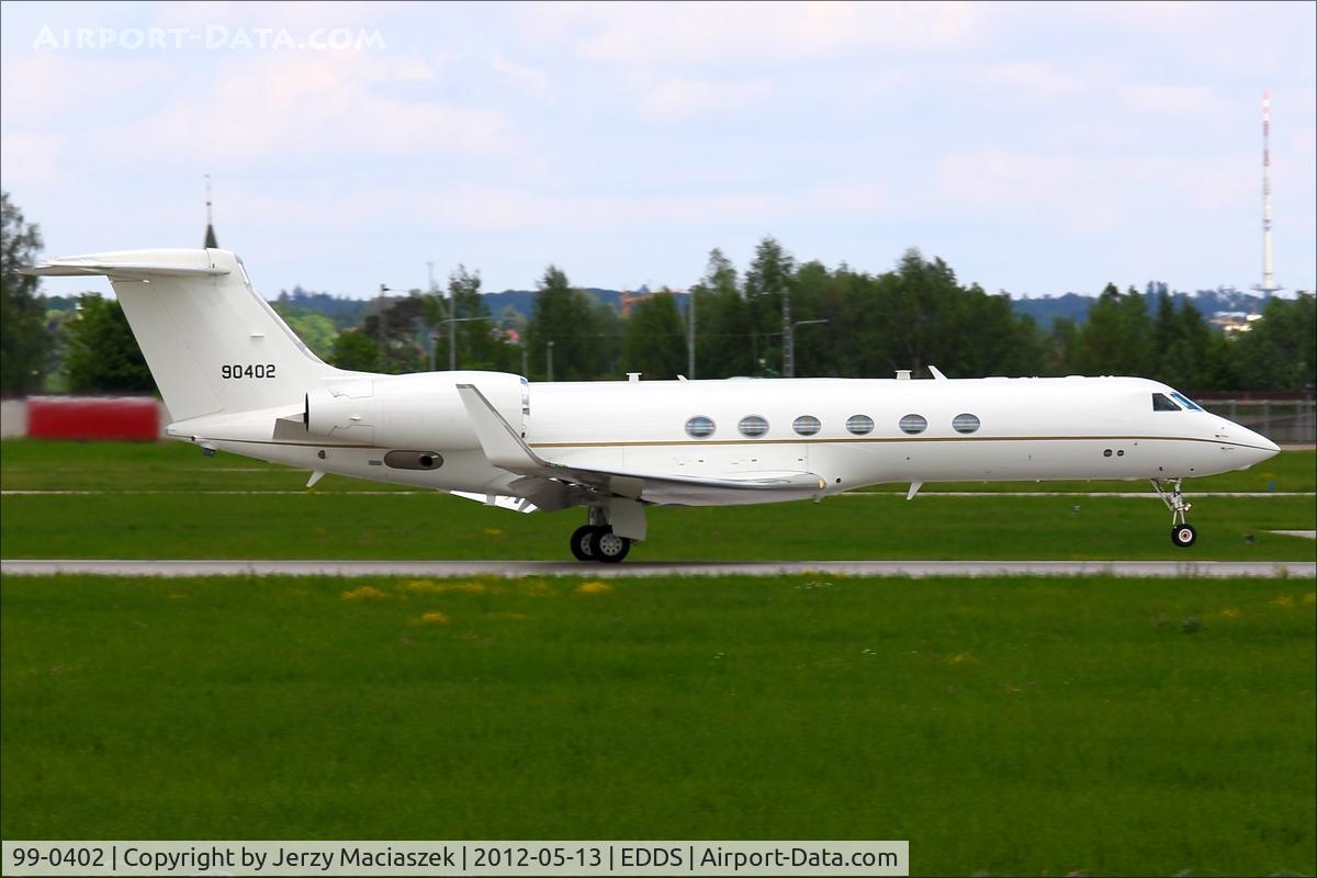 99-0402, 2000 Gulfstream Aerospace C-37A (Gulfstream V) C/N 571, Gulfstream