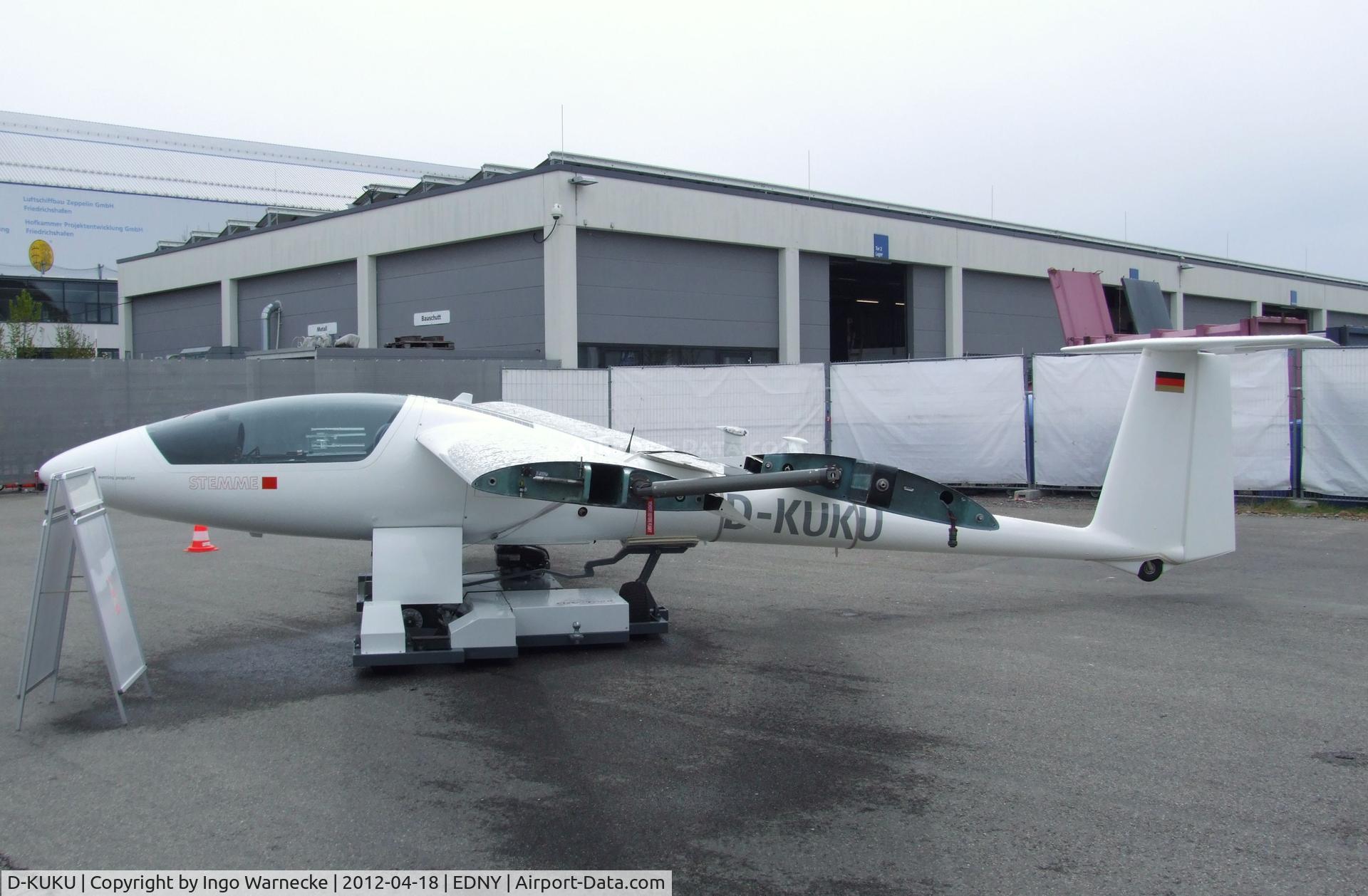 D-KUKU, 2011 Stemme S-10VT C/N 11-126, Stemme S-10VT at the AERO 2012, Friedrichshafen