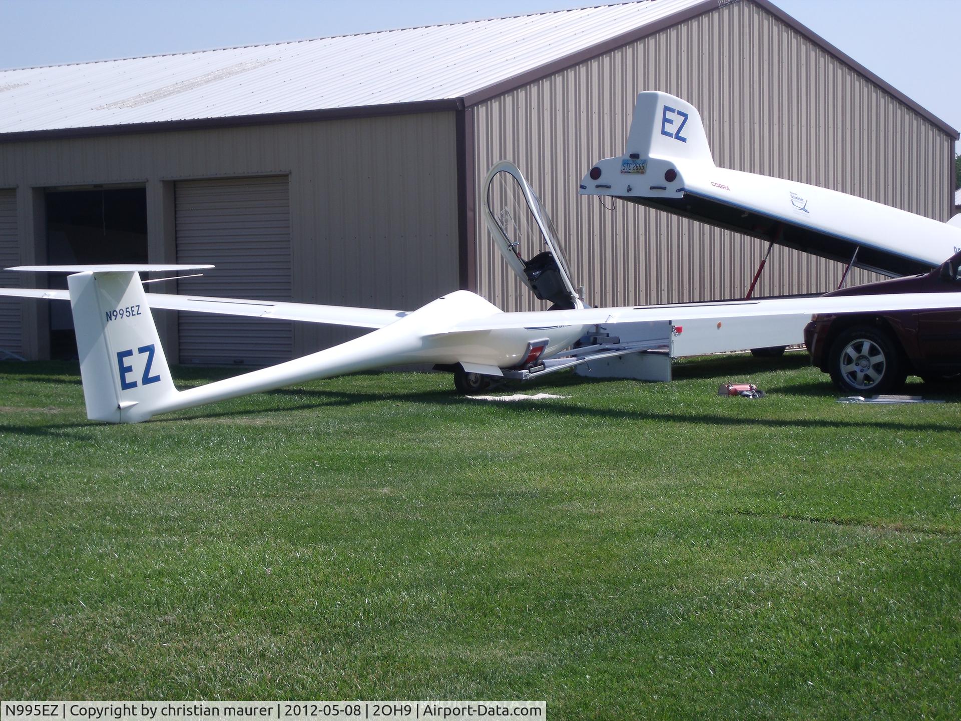 N995EZ, 2002 Schleicher ASW-27 C/N 27194, at ccsc