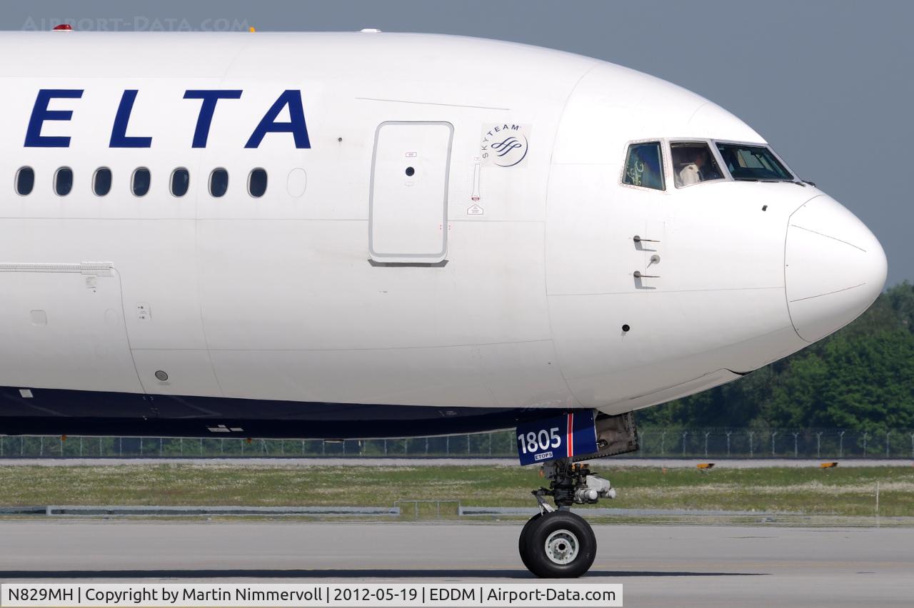 N829MH, 2000 Boeing 767-432/ER C/N 29700, Delta Air Lines