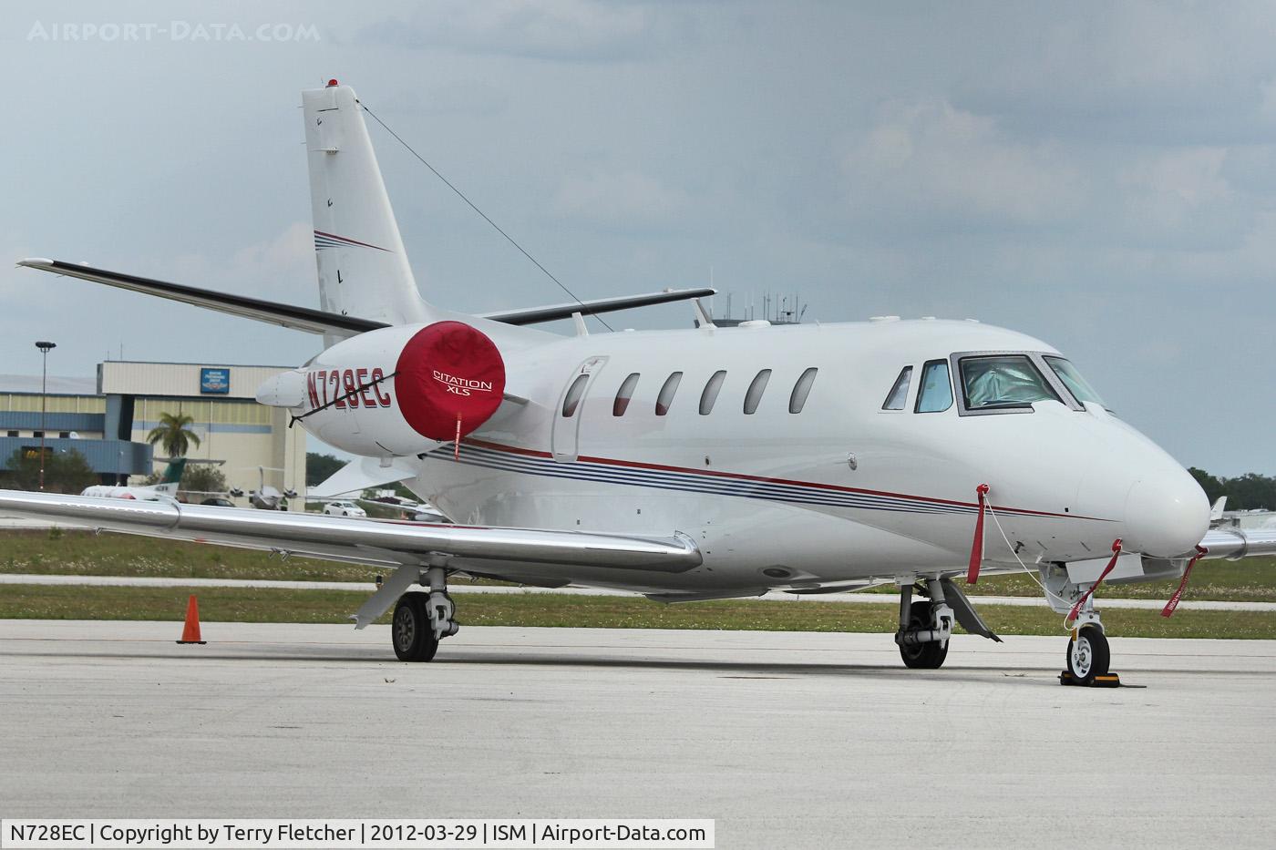 N728EC, 2008 Cessna 560XL C/N 560-5815, At Kissimmee Gateway