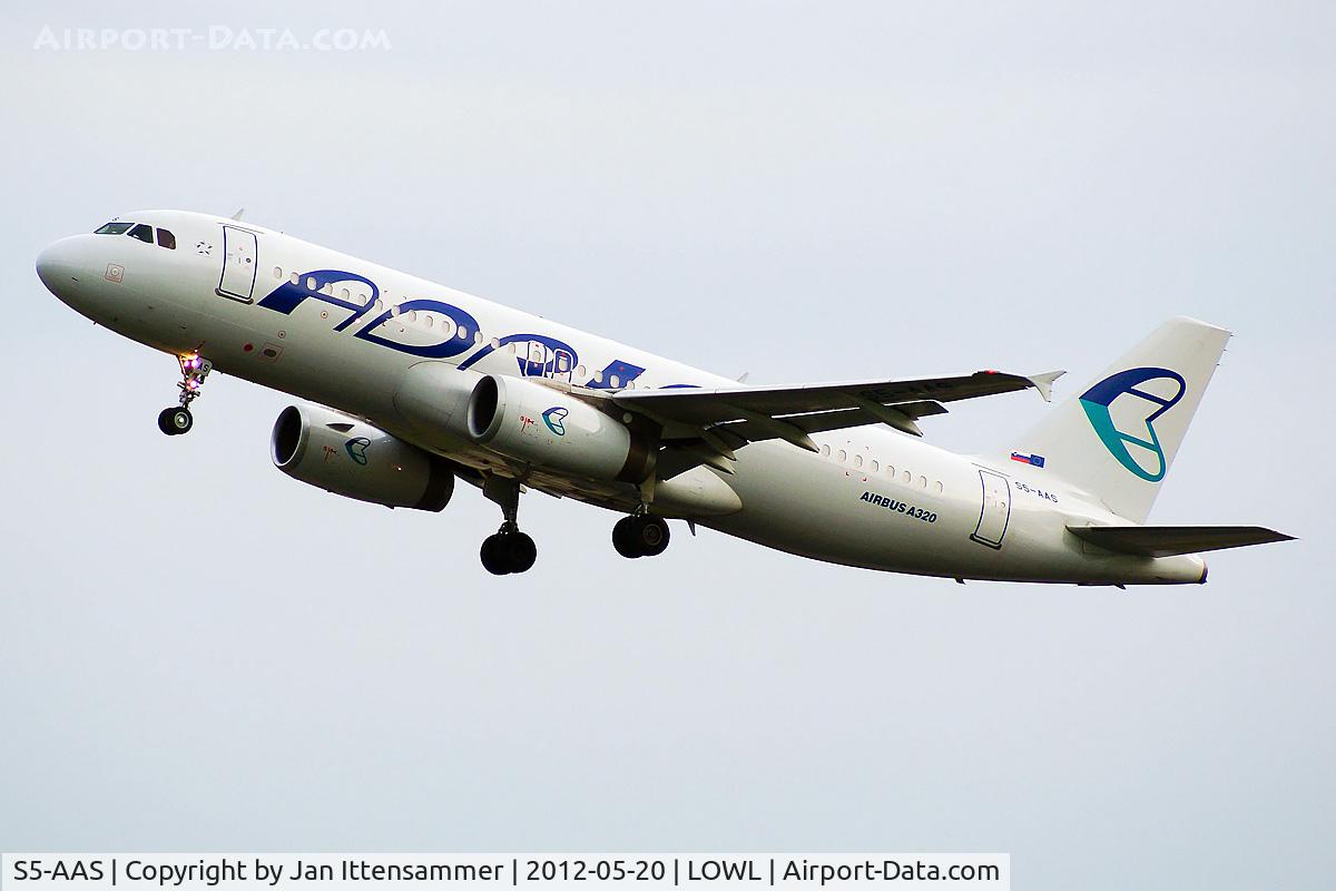 S5-AAS, 1993 Airbus A320-231 C/N 444, S5-AAS @ LOWL