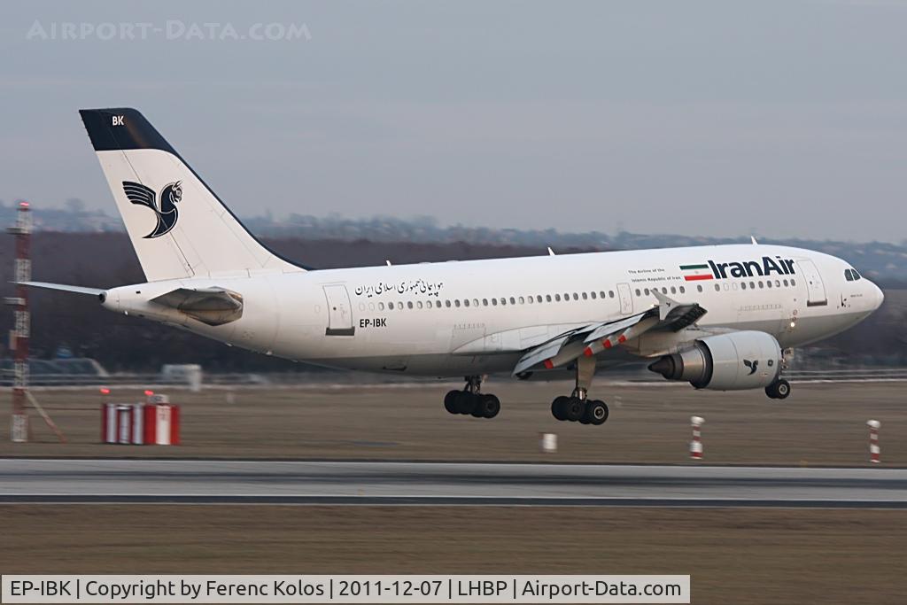 EP-IBK, 1993 Airbus A310-304 C/N 671, Ferihegy