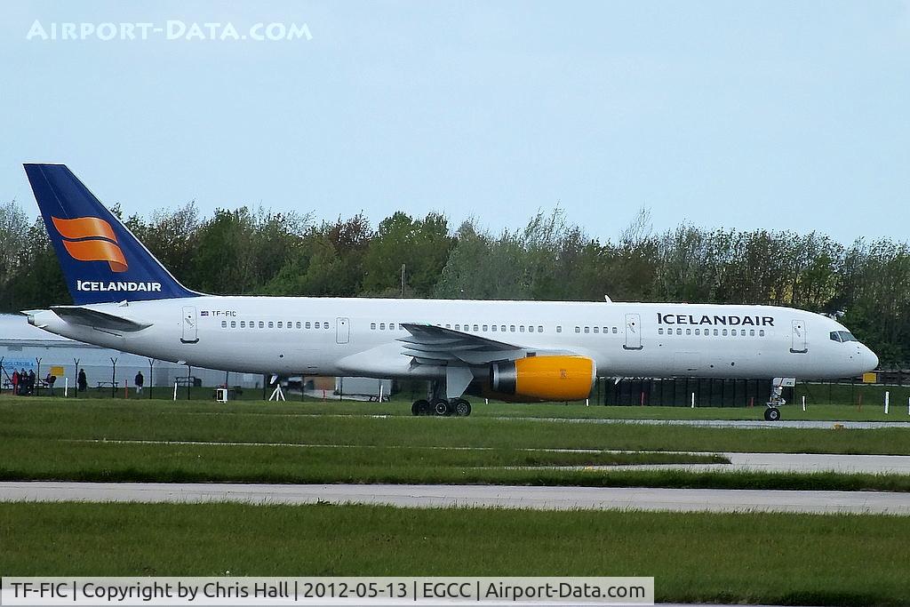 TF-FIC, 2000 Boeing 757-23N C/N 30735, Icelandair
