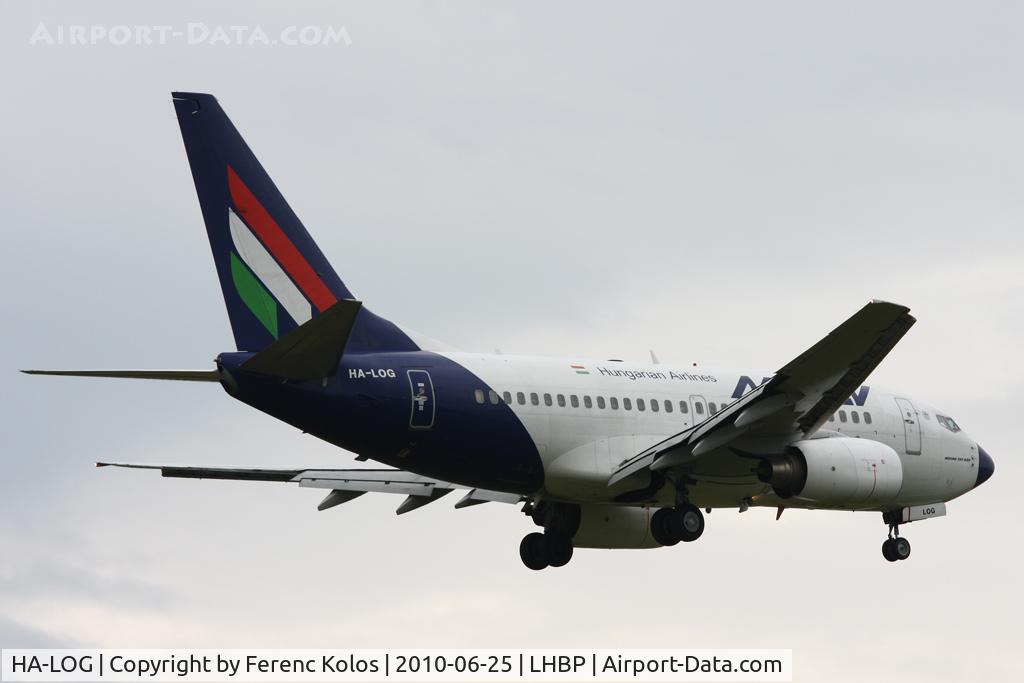 HA-LOG, 2004 Boeing 737-6Q8 C/N 28261, Ferihegy