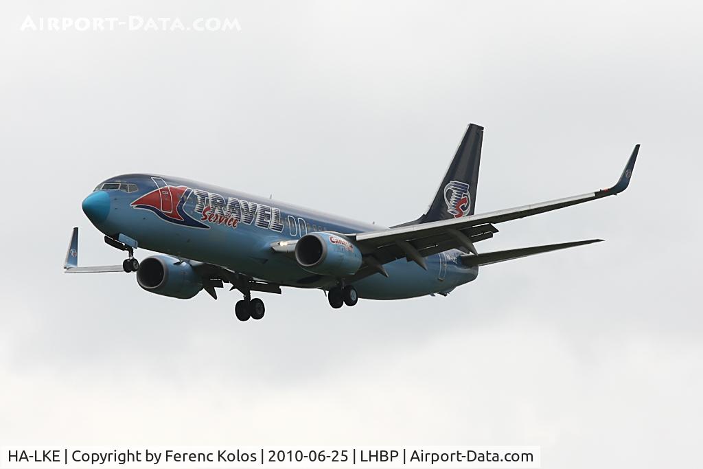 HA-LKE, 2001 Boeing 737-86Q C/N 30278, Ferihegy