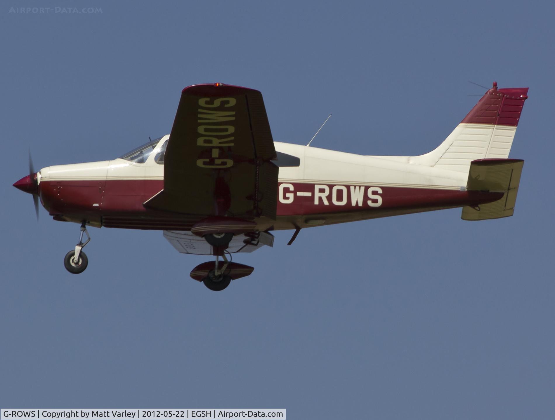 G-ROWS, 1976 Piper PA-28-151 Cherokee Warrior C/N 28-7715296, Arriving at EGSH.