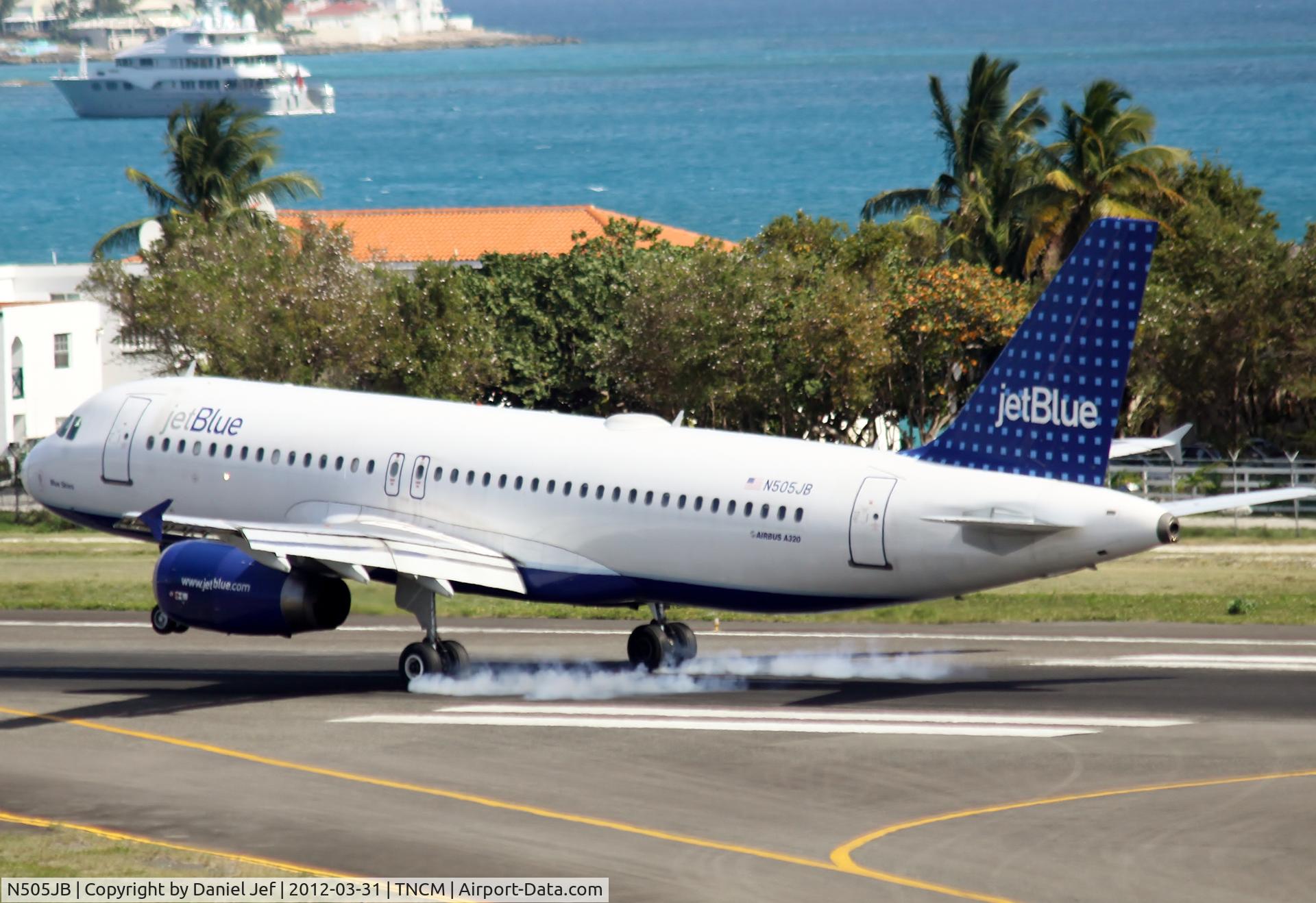 N505JB, 2000 Airbus A320-232 C/N 1173, n505jb