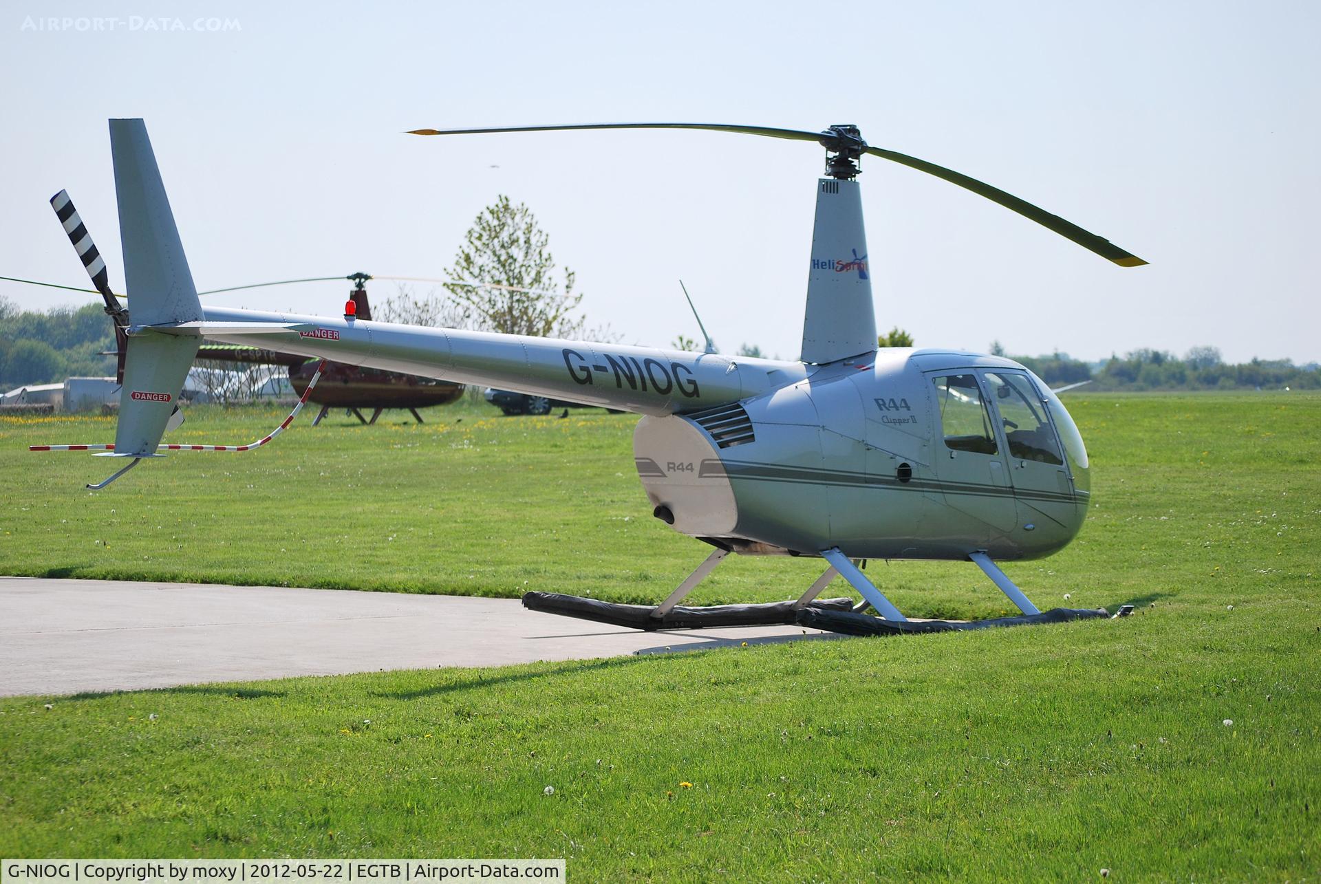 G-NIOG, 2004 Robinson R44 Clipper II C/N 10471, Robinson R44 Clipper II at Wycombe Air Park.