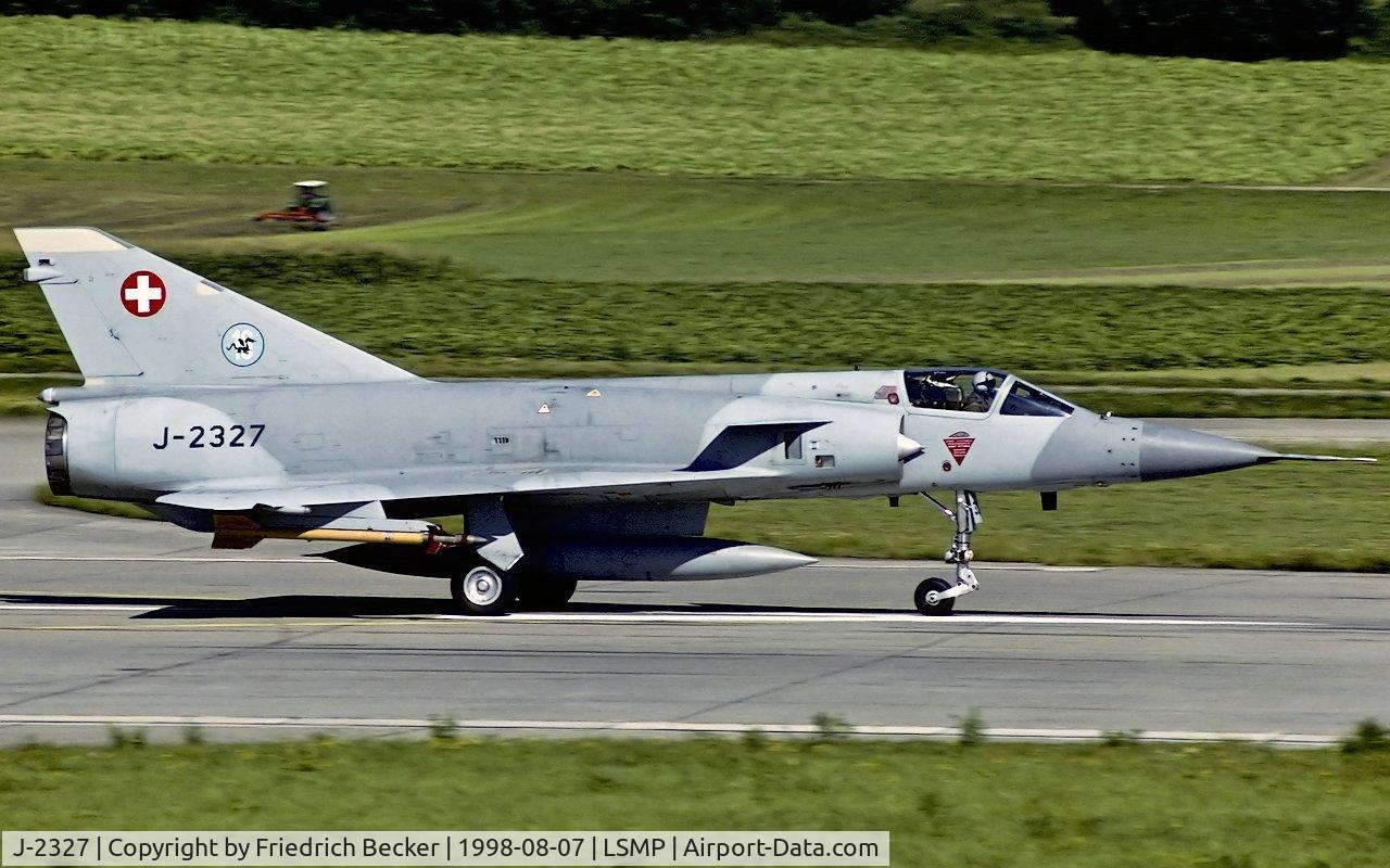 J-2327, Dassault (F+W Emmen) Mirage IIIS C/N 17-26-125/1017, departure from Payerne AB
