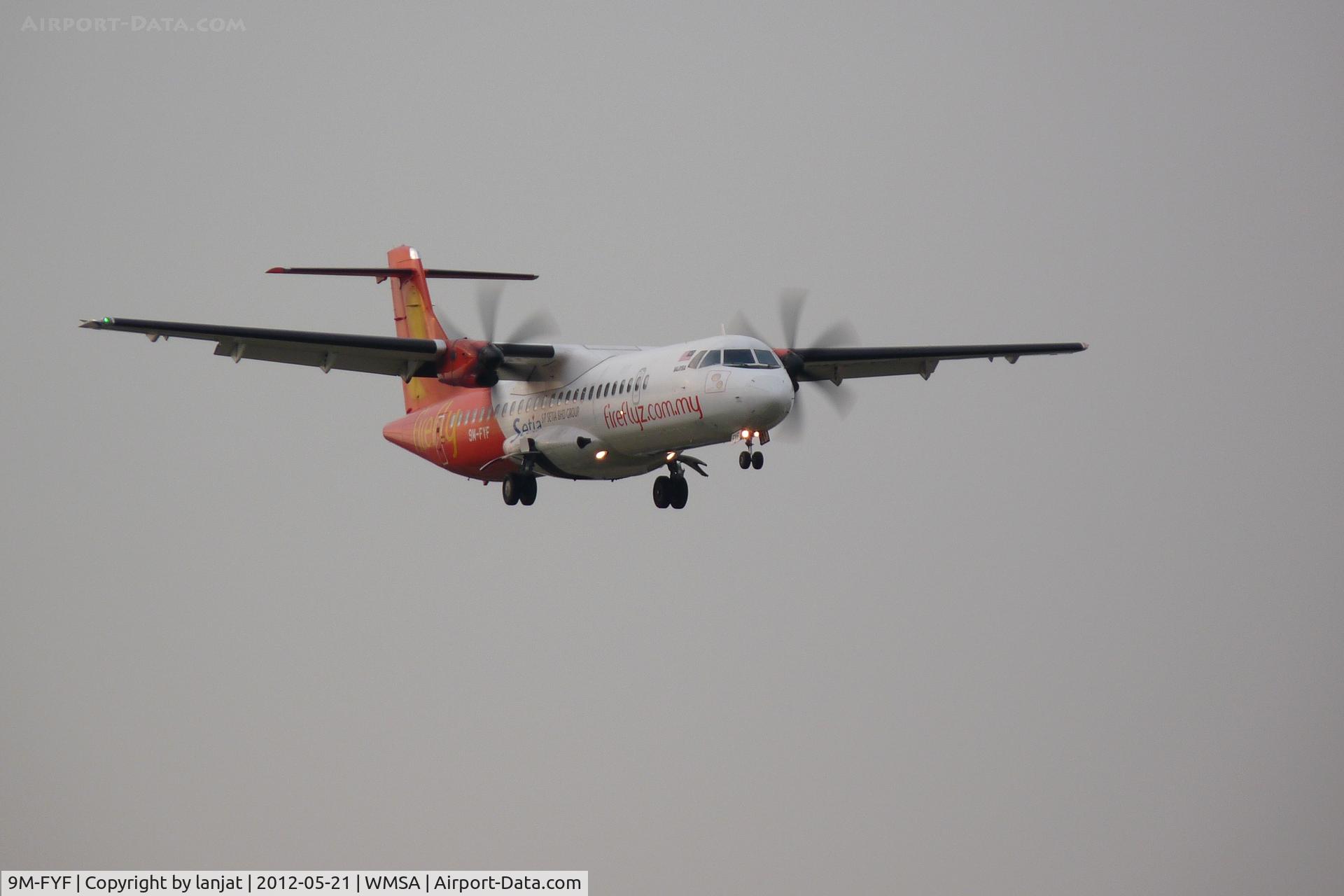9M-FYF, 2009 ATR 72-212A C/N 860, Evening Landing