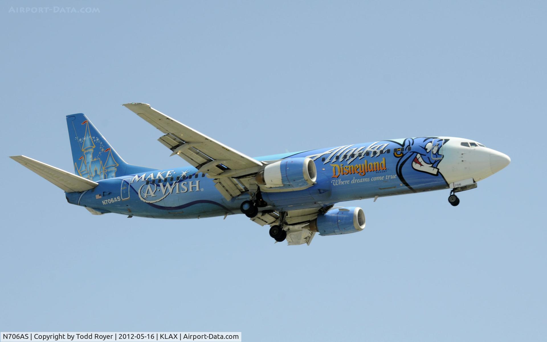 N706AS, 1998 Boeing 737-490 C/N 28894, Arriving at LAX on 24R