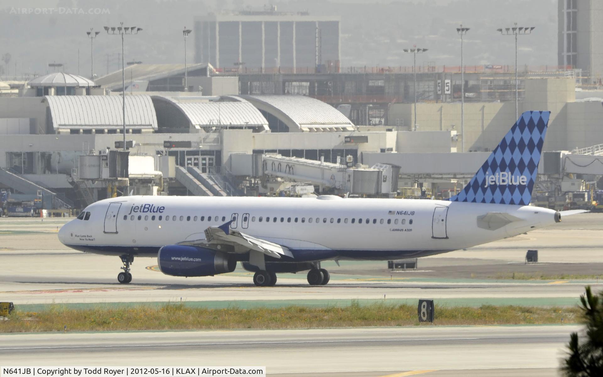 N641JB, 2006 Airbus A320-232 C/N 2848, Taxiing to gate at LAX