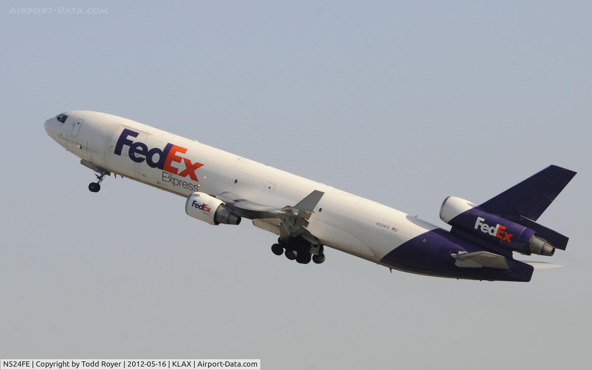 N524FE, 1993 McDonnell Douglas MD-11F C/N 48480, Departing LAX on 25R