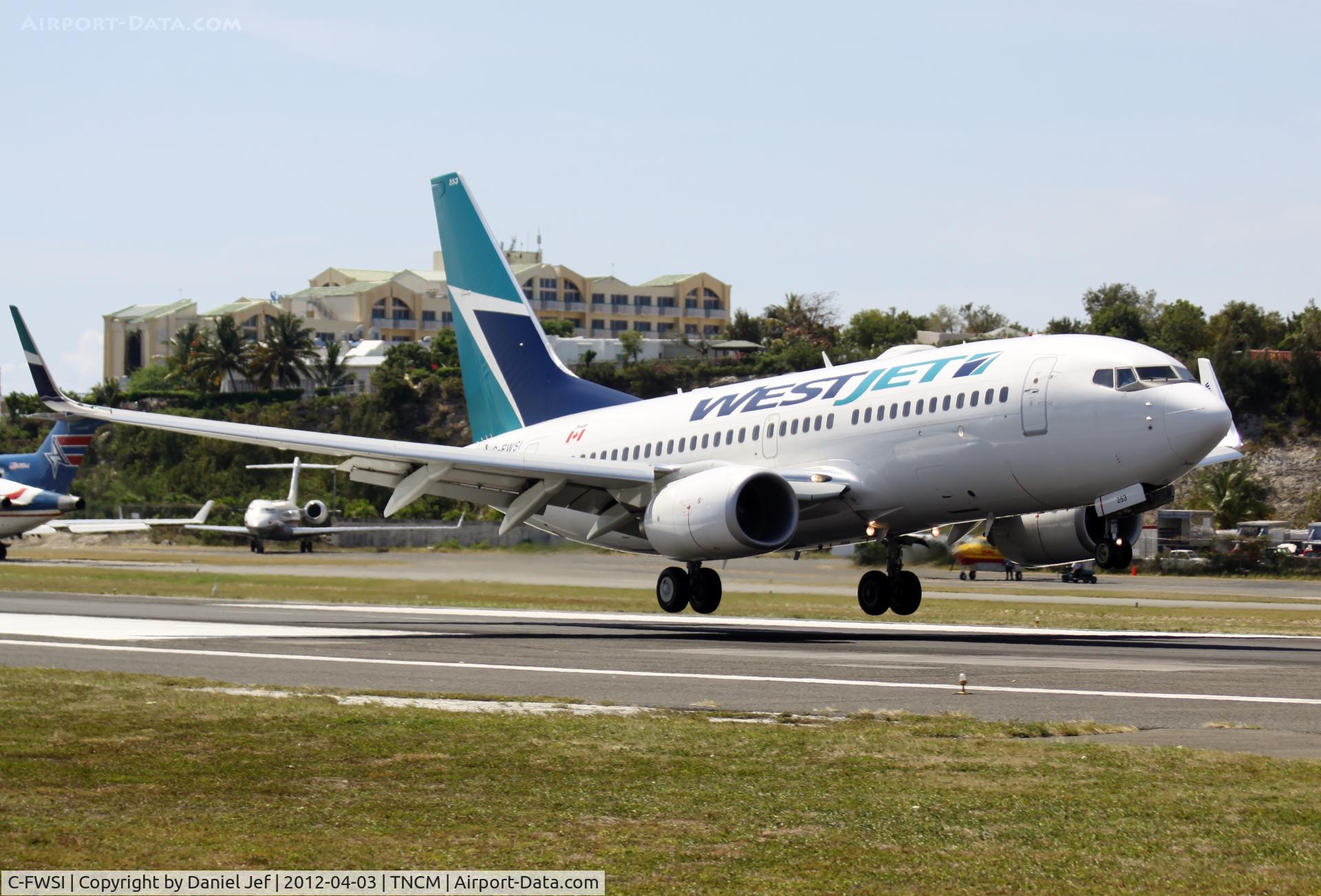 C-FWSI, 2009 Boeing 737-7CT C/N 36691, C-FWSI