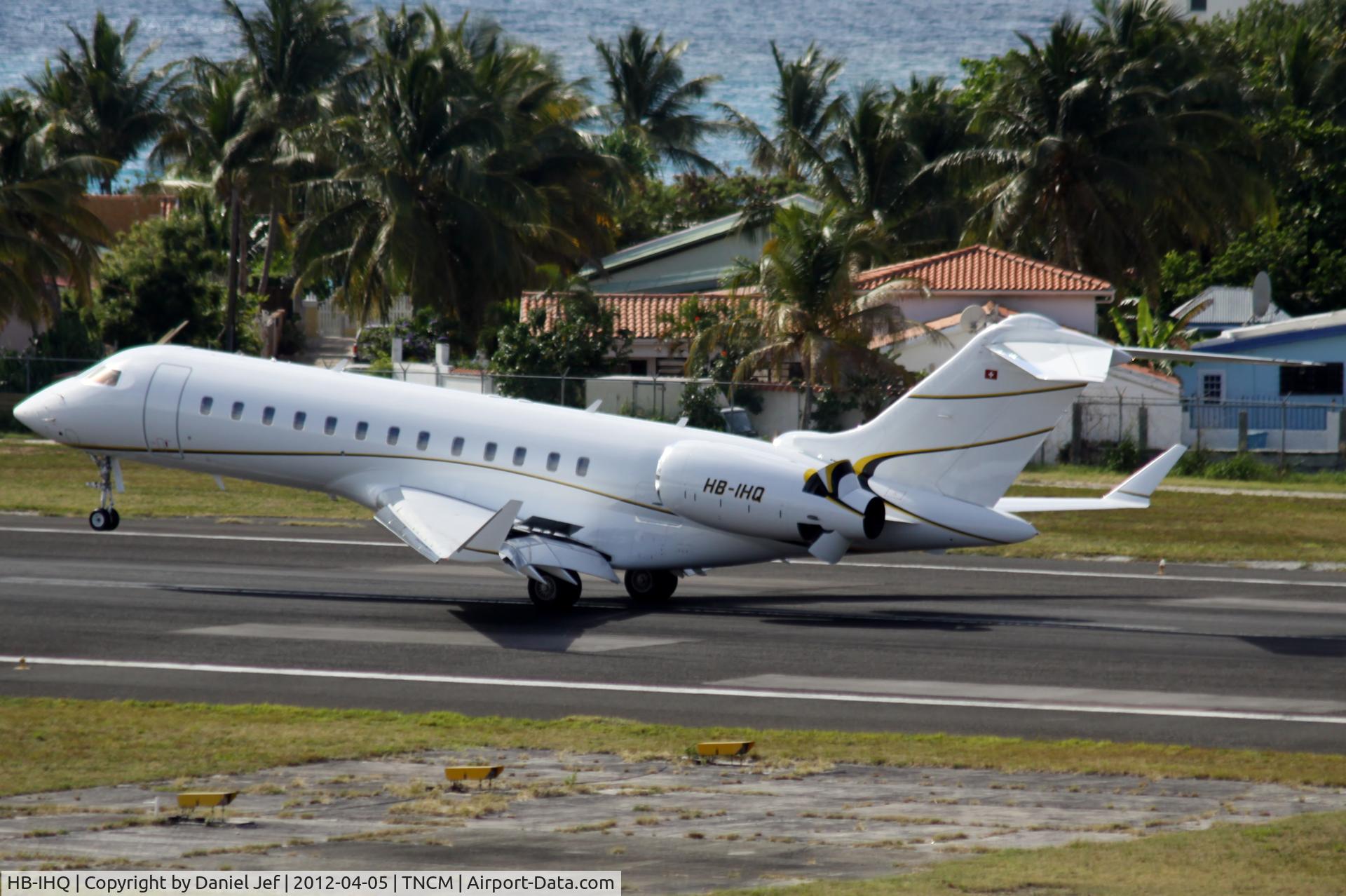 HB-IHQ, 1998 Bombardier BD-700-1A10 Global Express C/N 9011, HB-IHQ