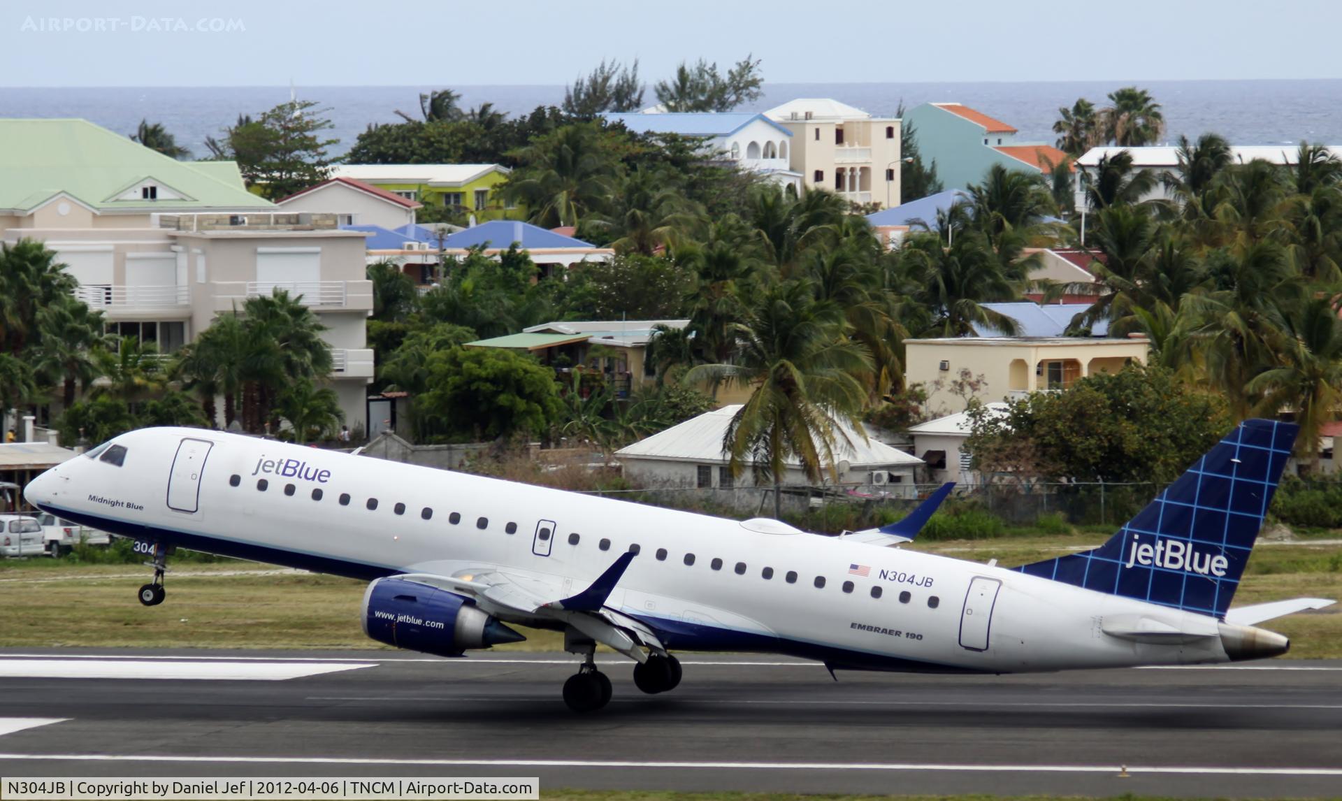 N304JB, 2009 Embraer ERJ-190-100 IGW 190AR C/N 19000257, N304JB