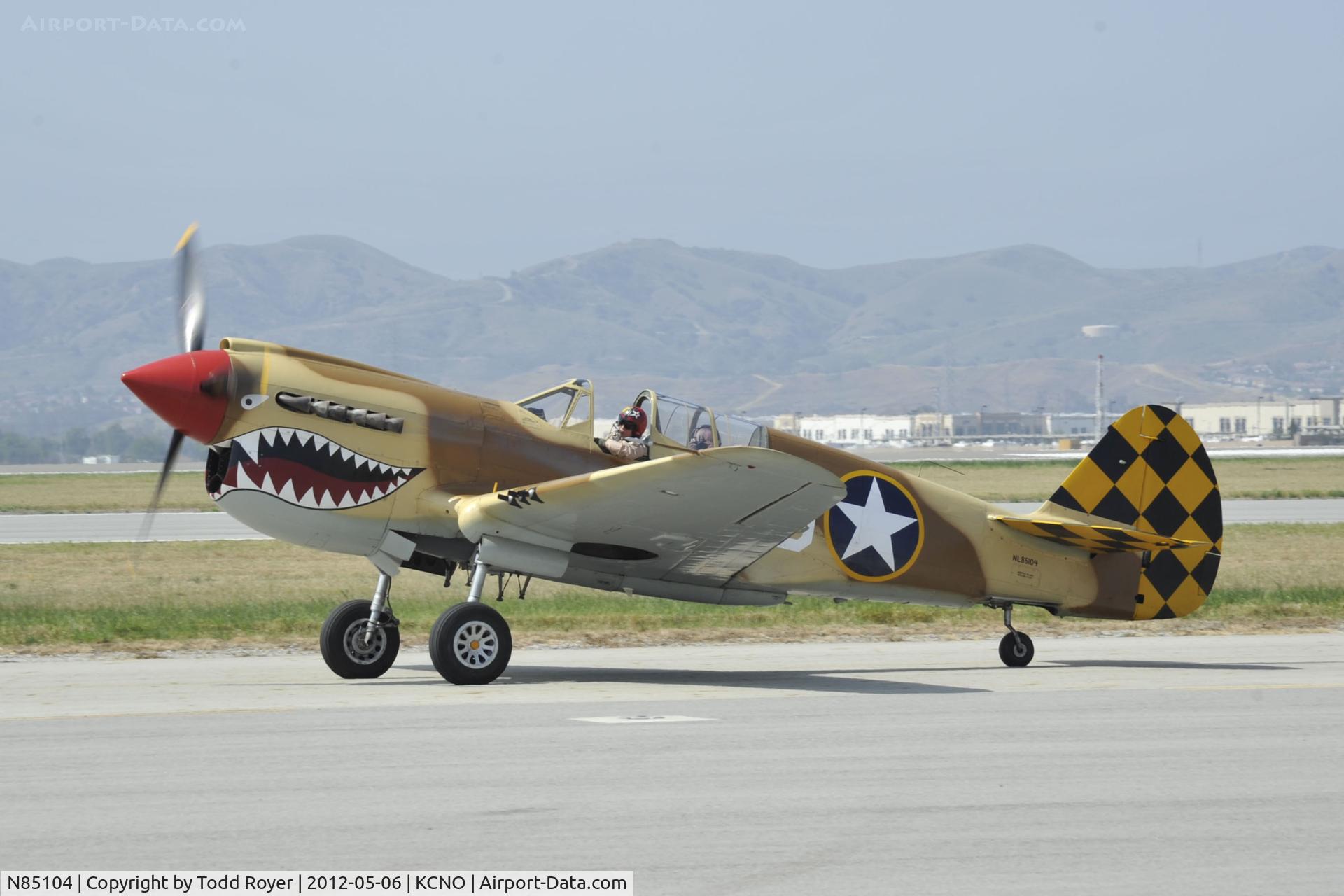 N85104, Curtiss P-40N-5CU Kittyhawk C/N 28954/F858, 2012 Chino Airshow