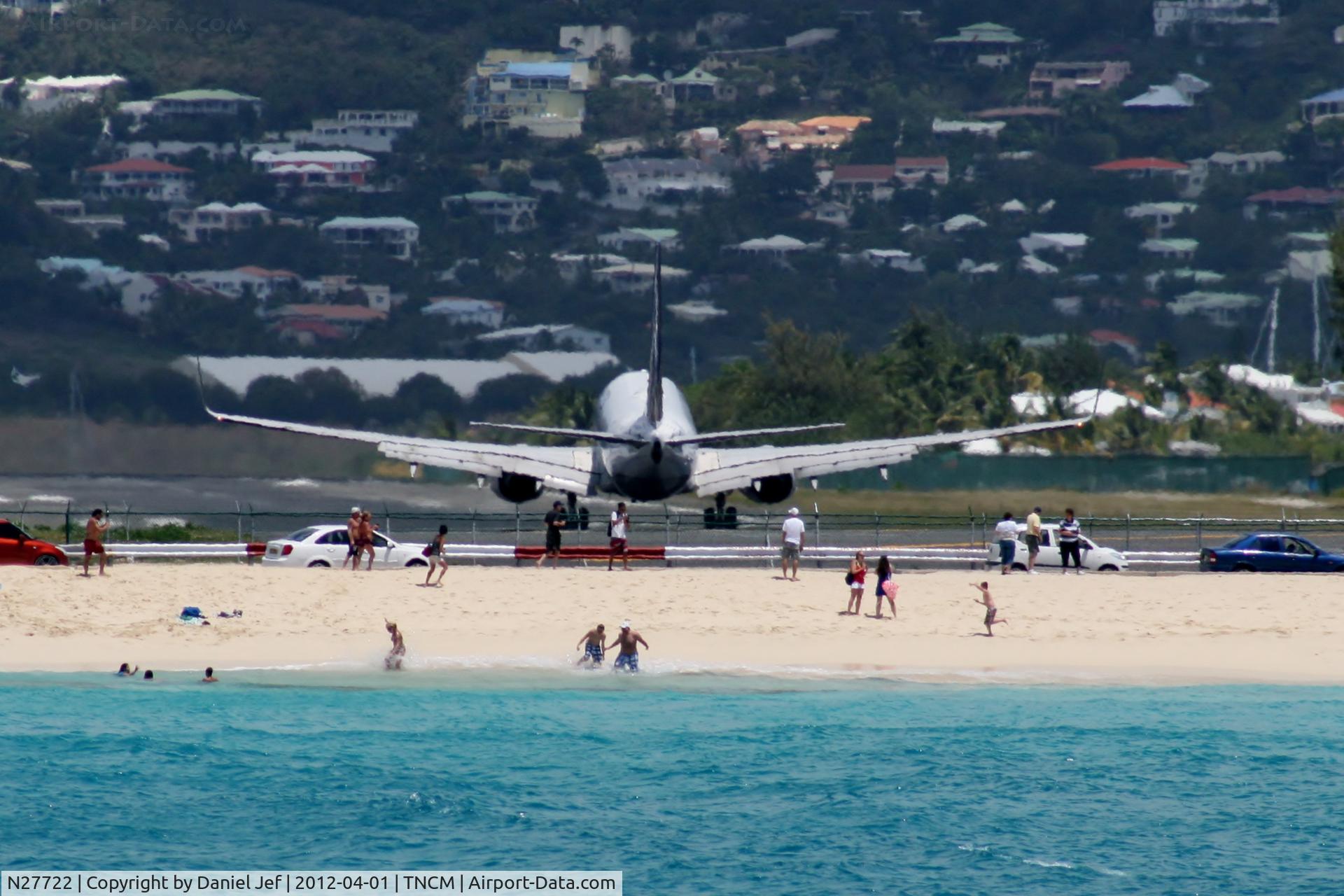 N27722, 1999 Boeing 737-724 C/N 28789, N27722