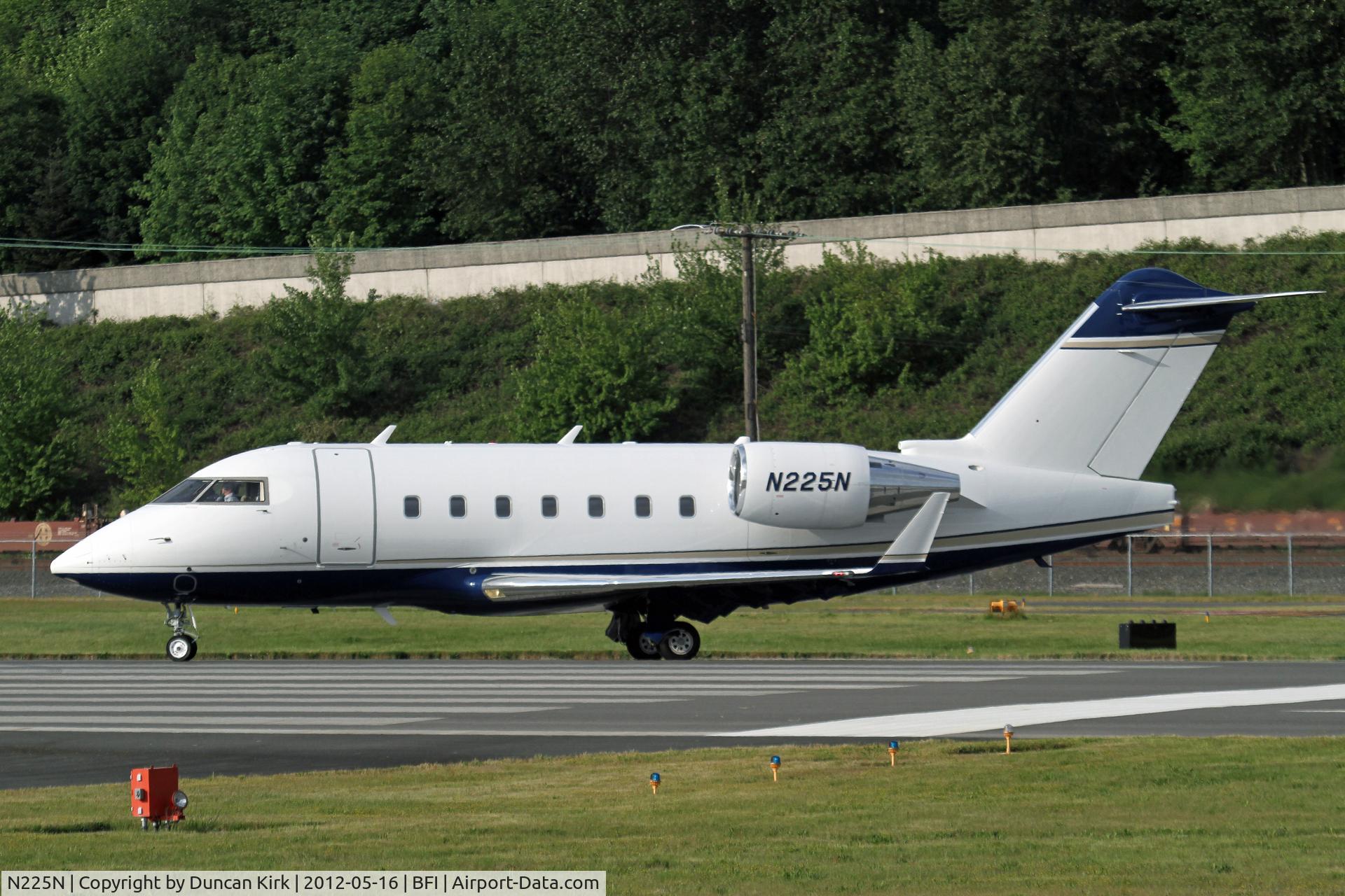 N225N, 2006 Bombardier Challenger 604 (CL-600-2B16) C/N 5652, One of Nordstrom's corporate jets