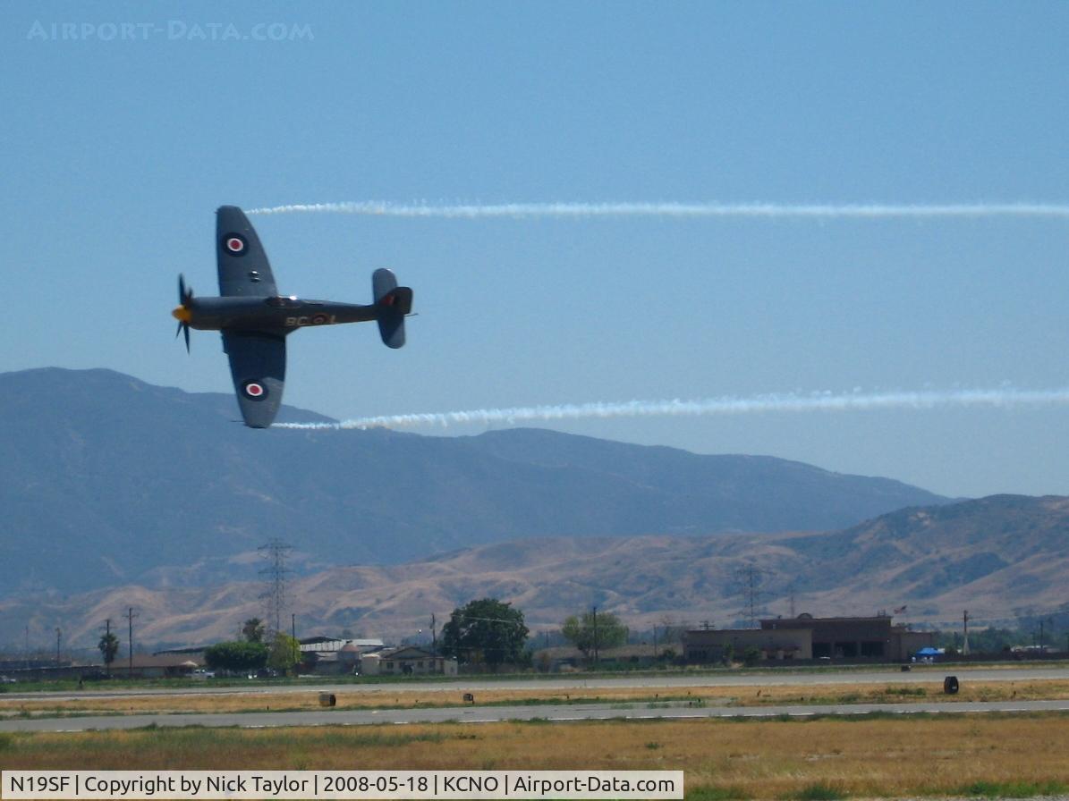 N19SF, 1947 Hawker Sea Fury FB.11 C/N 41H/656803, Chino Air Show 08