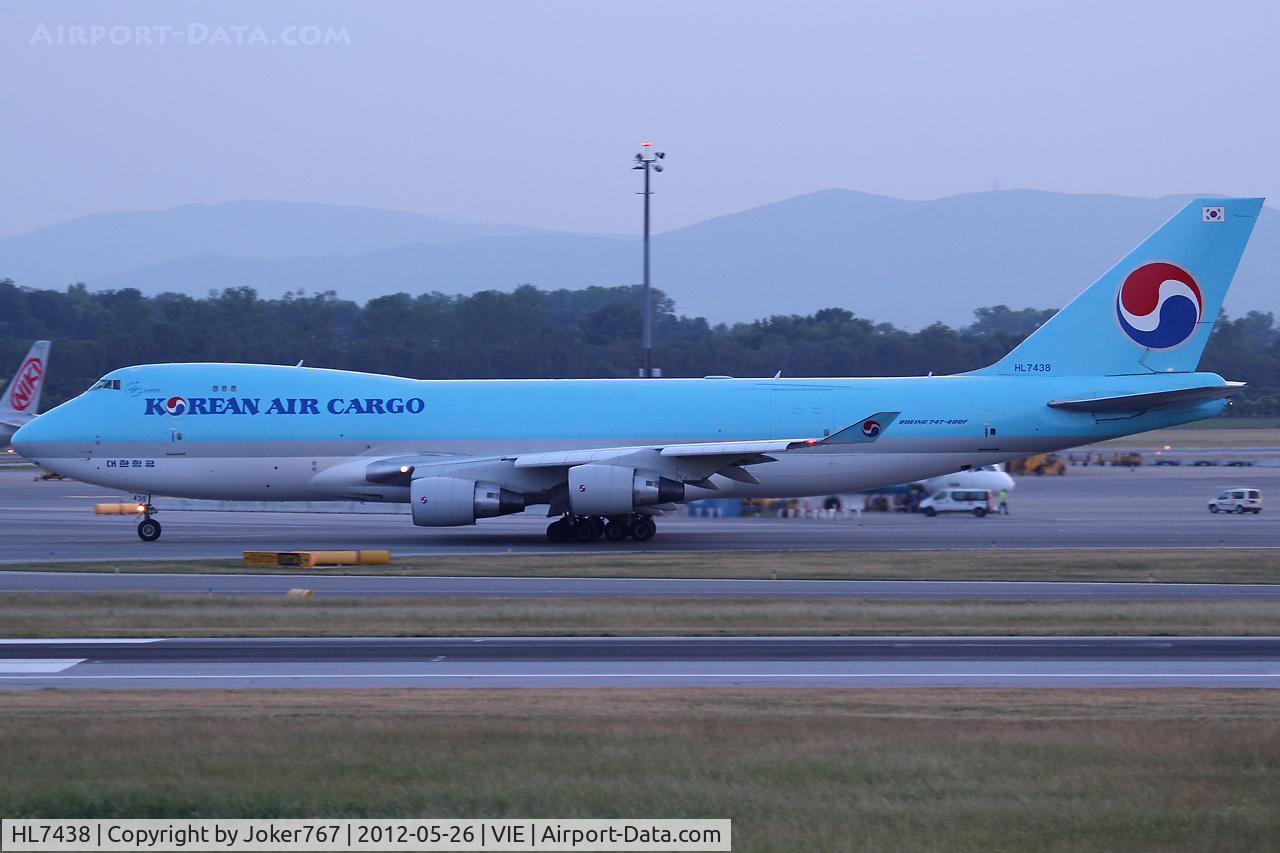 HL7438, 2003 Boeing 747-4B5ERF C/N 33515, Korean Air Cargo