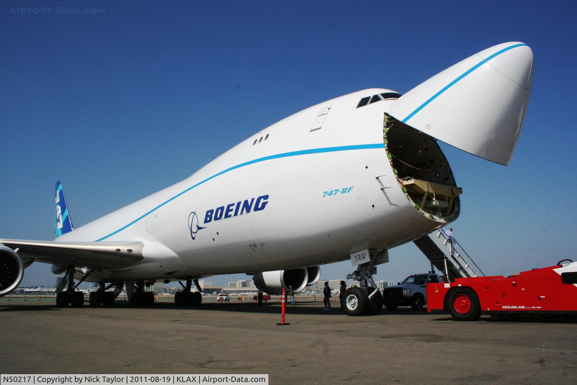 N50217, 2010 Boeing 747-8R7F C/N 35806, Atlantic ramp