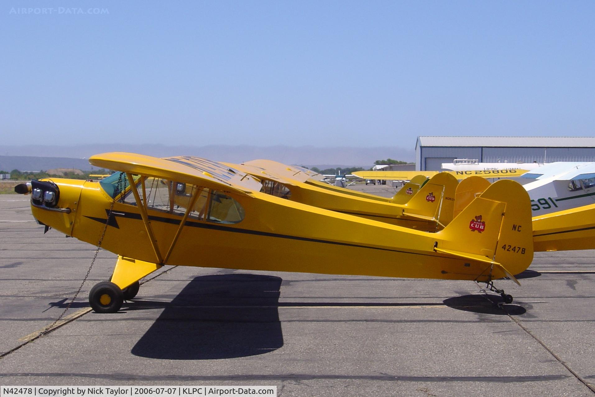 N42478, 1945 Piper J3C-65 Cub C/N 14747, Lompoc Piper Cub Fly-in 2006