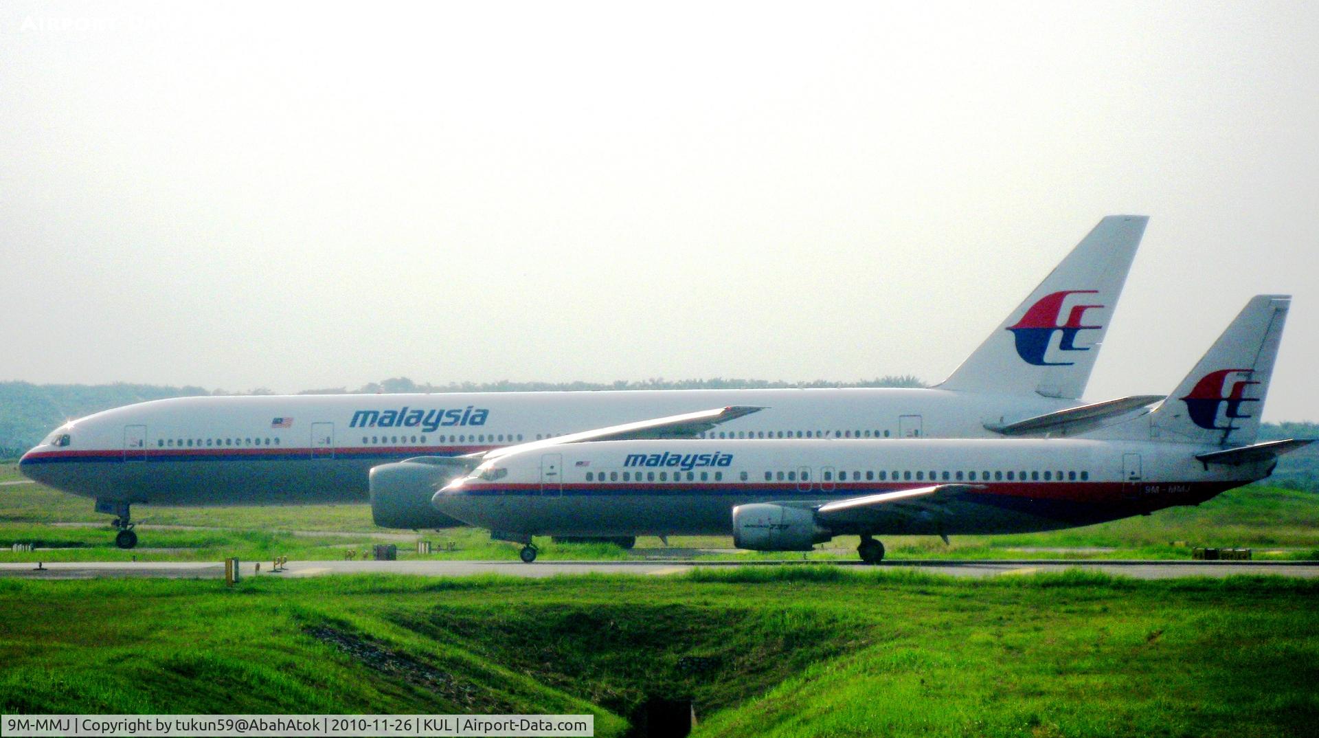 9M-MMJ, 1992 Boeing 737-4H6 C/N 27097, Malaysia Airlines