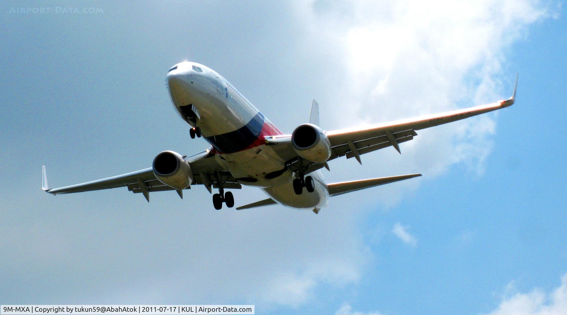 9M-MXA, 2010 Boeing 737-8H6 C/N 40128, Malaysia Airlines