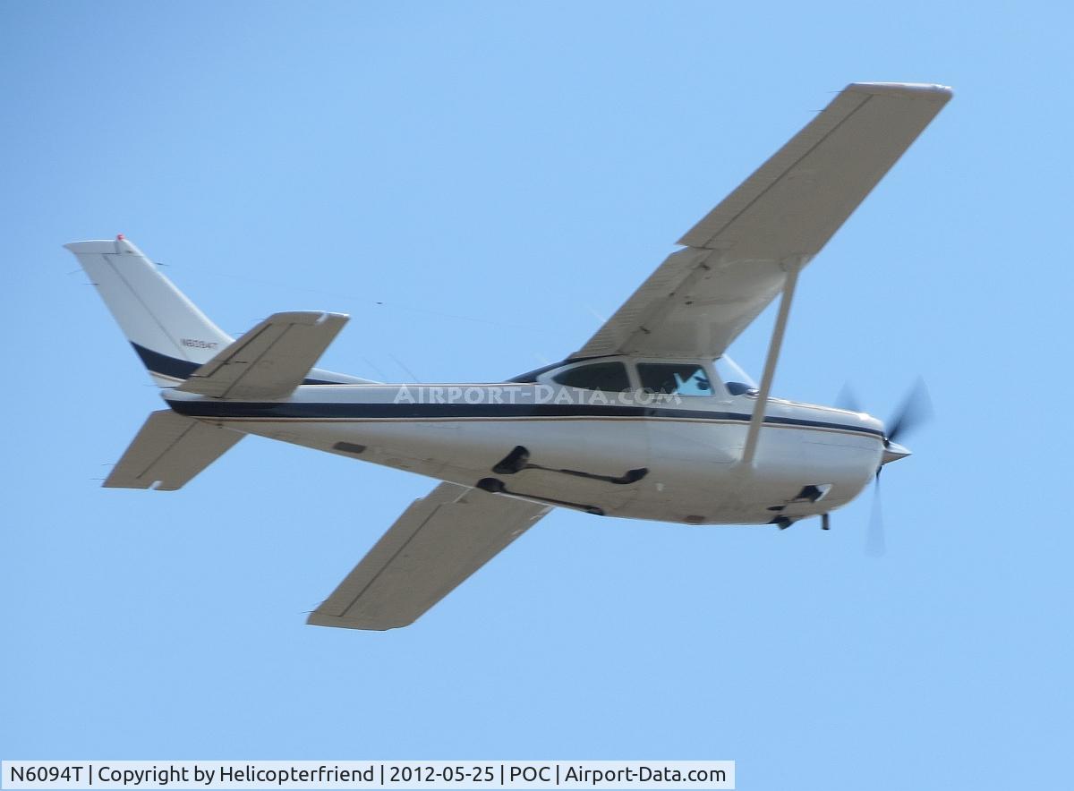 N6094T, 1982 Cessna TR182 Turbo Skylane RG C/N R18201899, Landing gear retracted and heading west