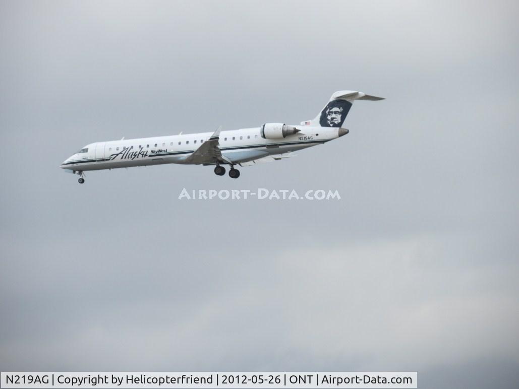 N219AG, 2006 Bombardier CRJ-701 (CL-600-2C10) Regional Jet C/N 10246, On final for 26R