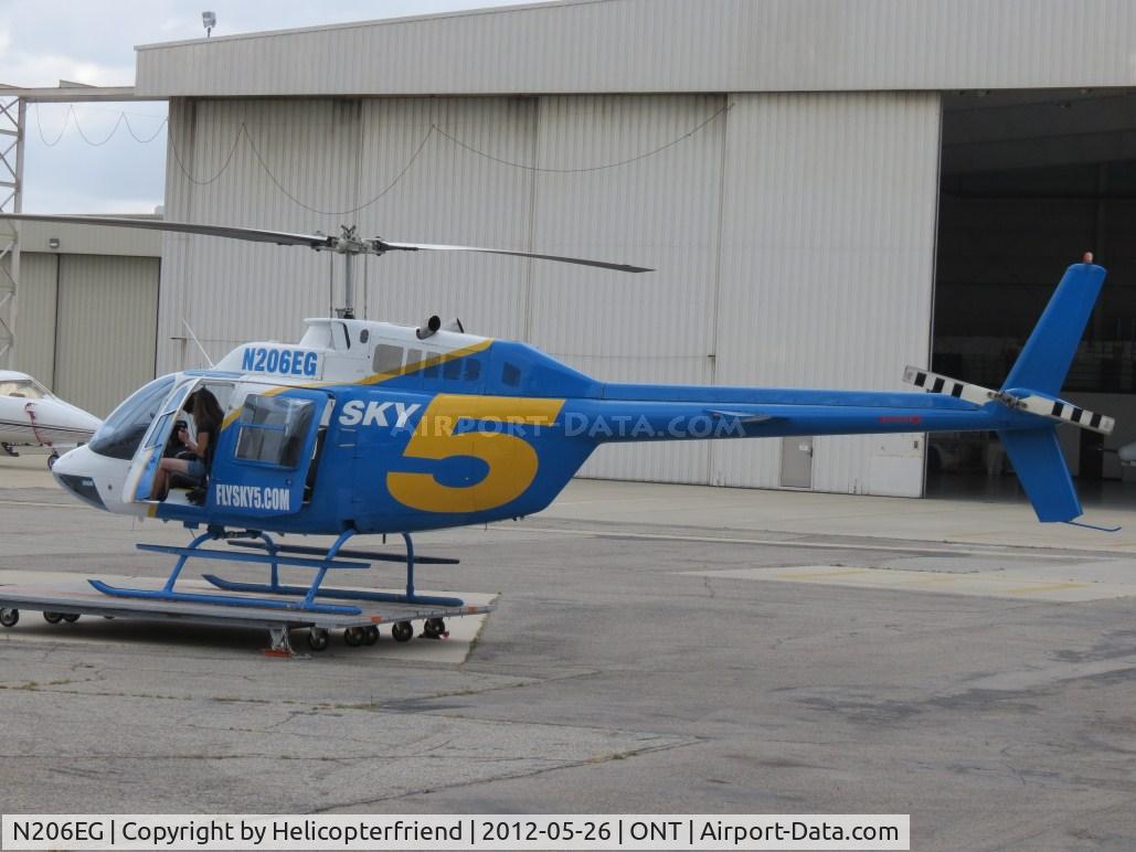 N206EG, 1975 Bell 206B JetRanger II C/N 1570, Getting ready to take off from Guardian Air parking area