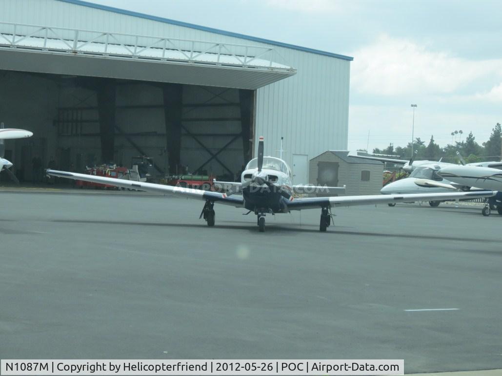 N1087M, 1990 Mooney M20M Bravo C/N 27-0047, Parked at Howard Aviation